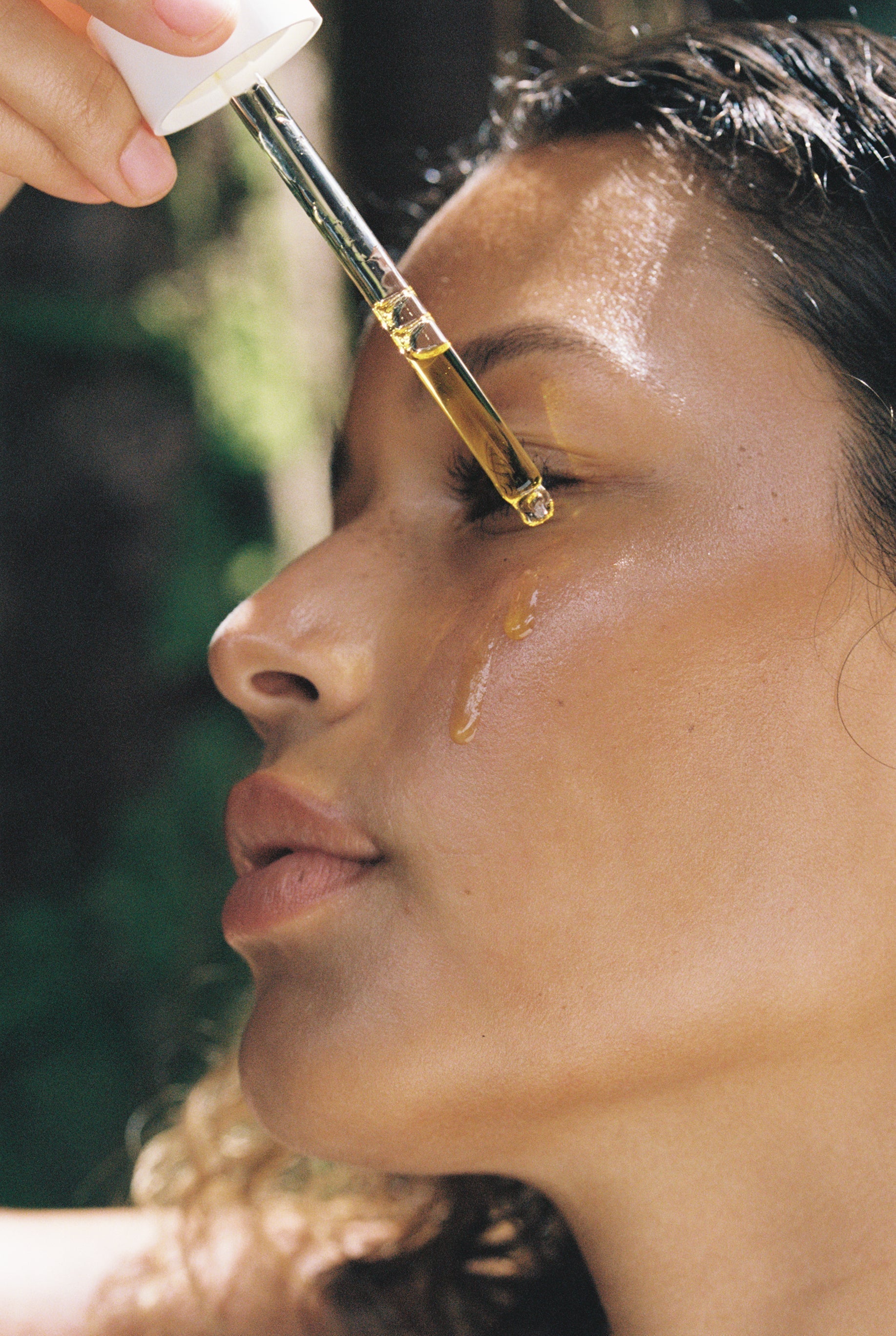 Oil Cleansing 101: Why Washing Your Face With Oil Actually Works